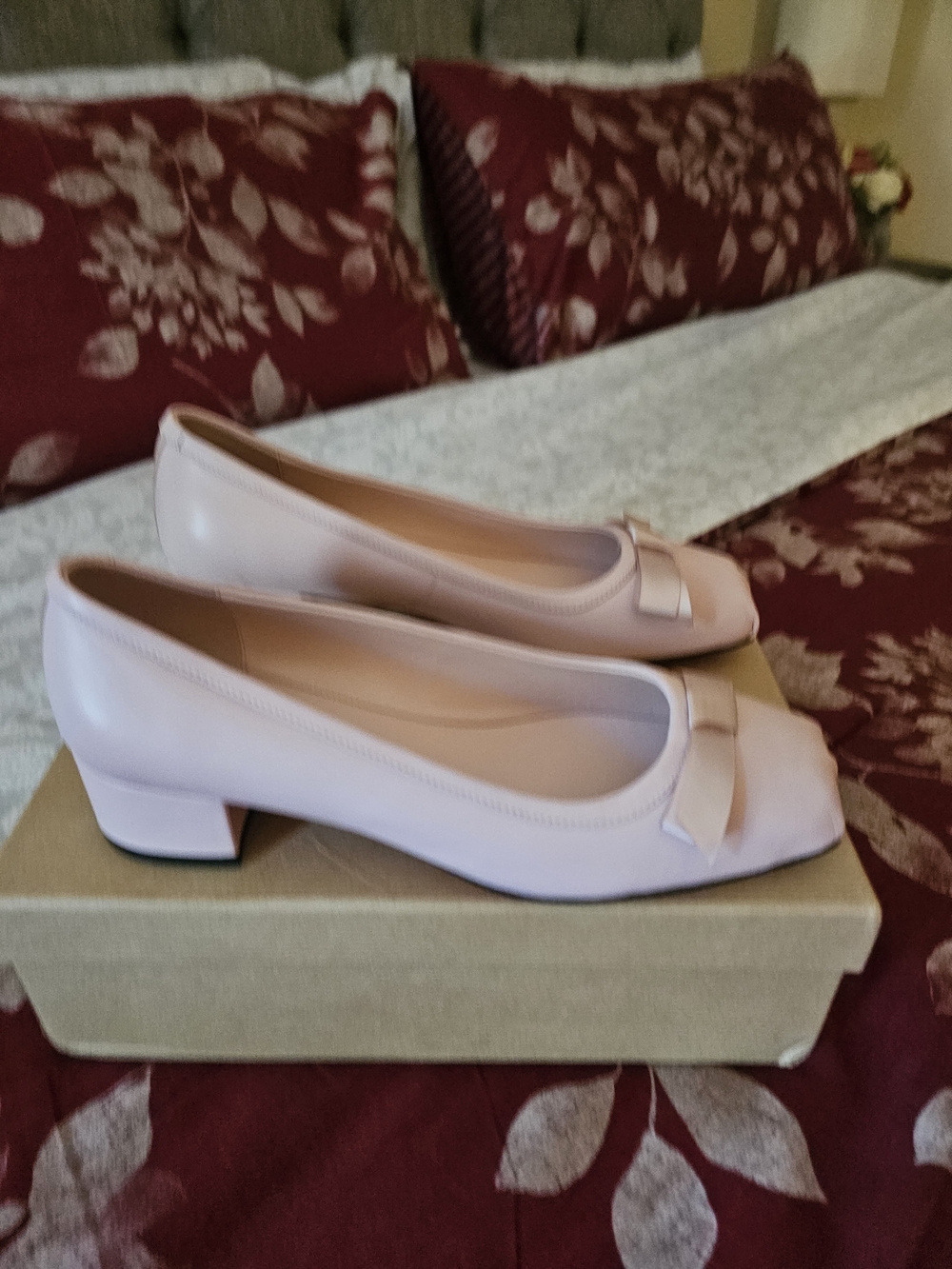 Christian Louboutin Nude Pink Bow Ballet Flats - Picture 2 of 5